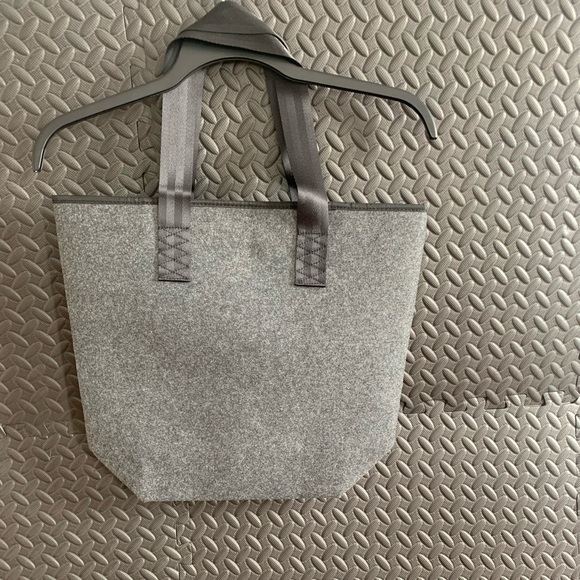 ORIGINAL Mercedes Benz Shopping Bag Grey Polyester Logo B66952989 NEW WITH TAGS! - Picture 3 of 7